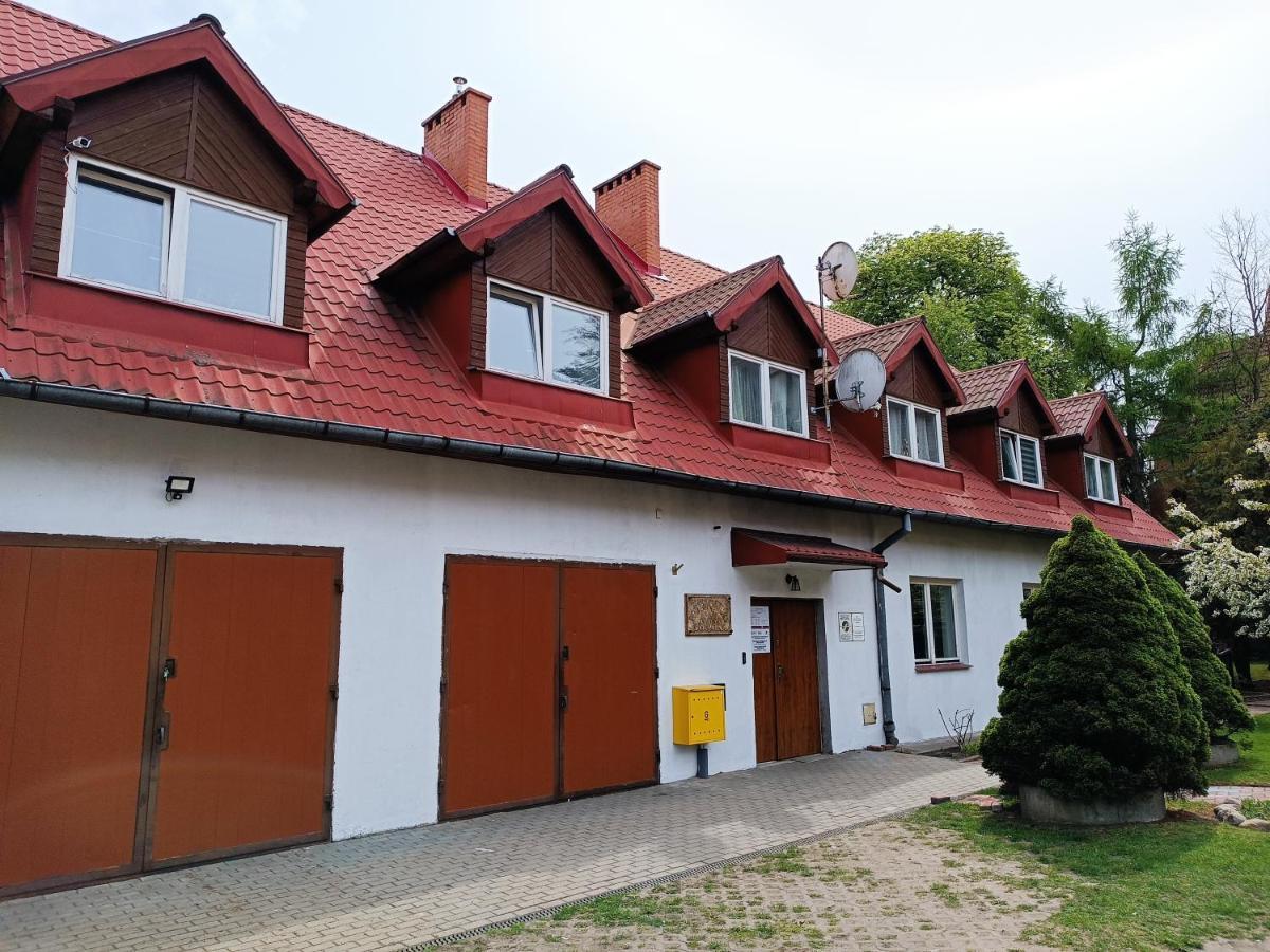 Dom Goscinny Koinonia Mrągowo Buitenkant foto